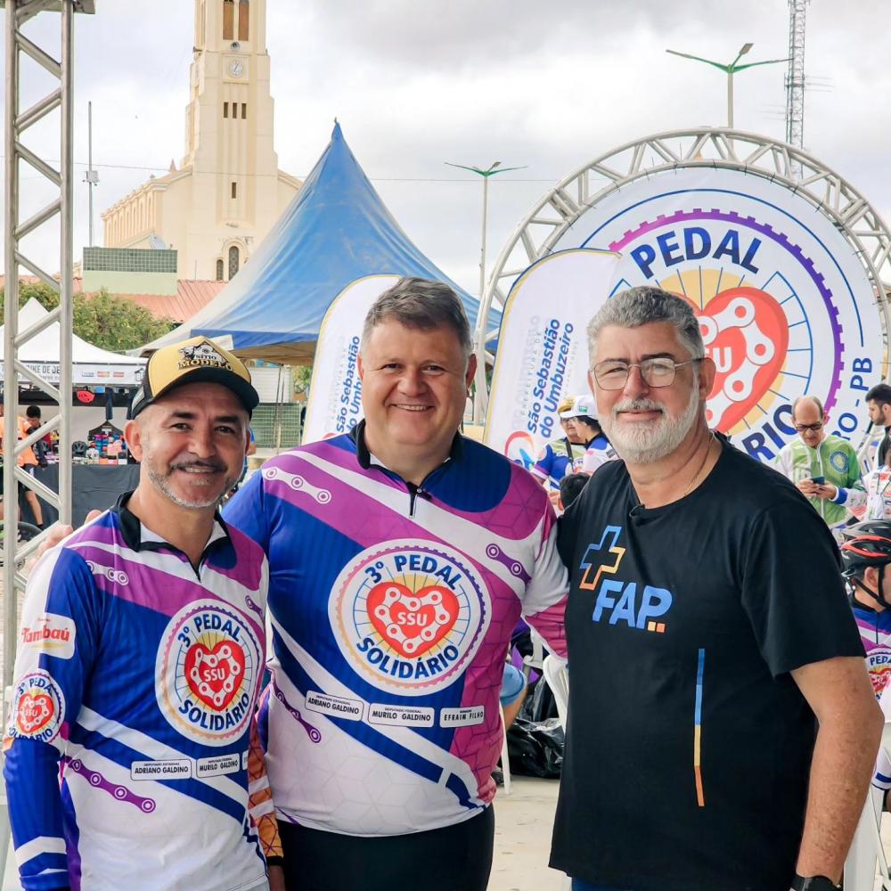 Prefeito de Boa Vista participa de Pedal Solidário em São Sebastião do Umbuzeiro