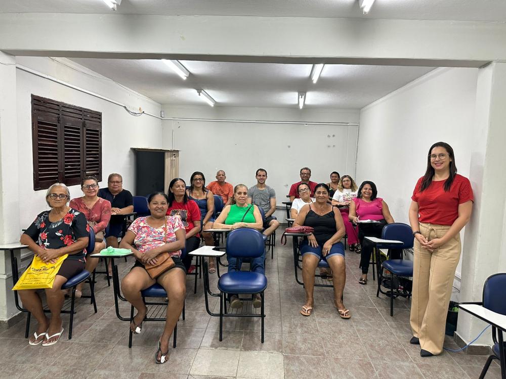 Faculdade SENAI da PB capacita proprietários de quiosques da Praia de Miramar