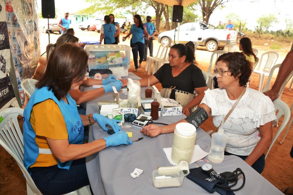Em Monteiro, Sítio Santana recebe Feira de Saúde na Comunidade e é beneficiada com vários serviços