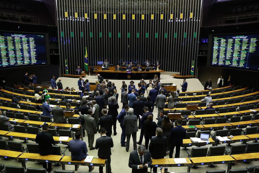 Deputados paraibanos assinam pedido de urgência para votar Estatuto do Nascituro contra descriminalização do aborto
