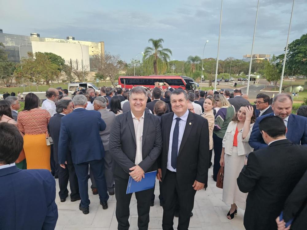 Prefeito de Boa Vista vai a Brasília e cumpre agenda com Mobilização de Prefeitos e visitas a deputados e senadores em busca de recursos