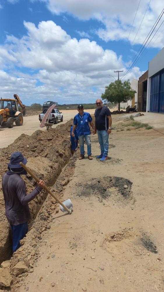 Prefeitura de Soledade dá início a obra da rede de abastecimento de água no Distrito dos Mecânicos
