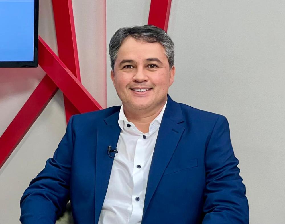 Efraim critica cobrança sobre energia solar: “Criatividade chegou no absurdo de taxar o sol”