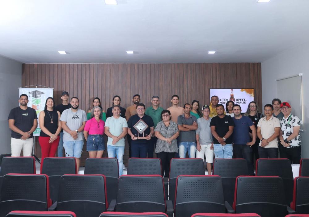 Prefeitura de Soledade reúne artistas e agentes culturais que tiveram projetos aprovados na Lei Paulo Gustavo