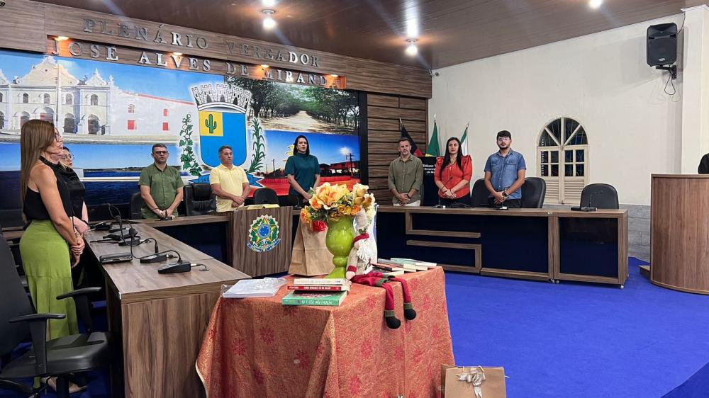 Prefeitura de Soledade realiza a 8ª solenidade do Concurso Aluno Leitor com entrega de certificados e sorteios de brindes