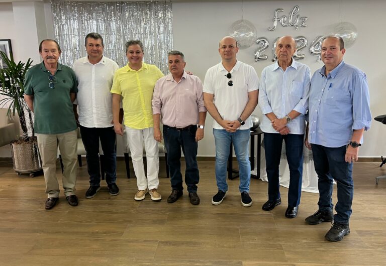 Famup participa de confraternização na Asplan e reforça parceria entre entidades