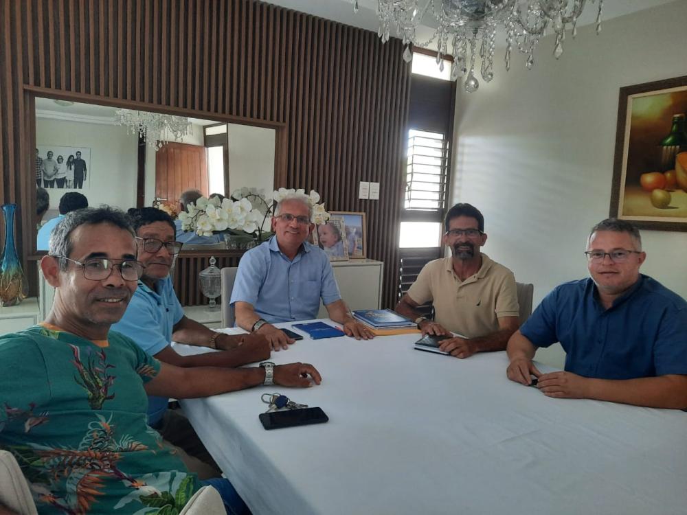 Prefeito de Araruna, Vital Costa, se reúne com representantes de blocos e garante apoio ao Carnaval 2024