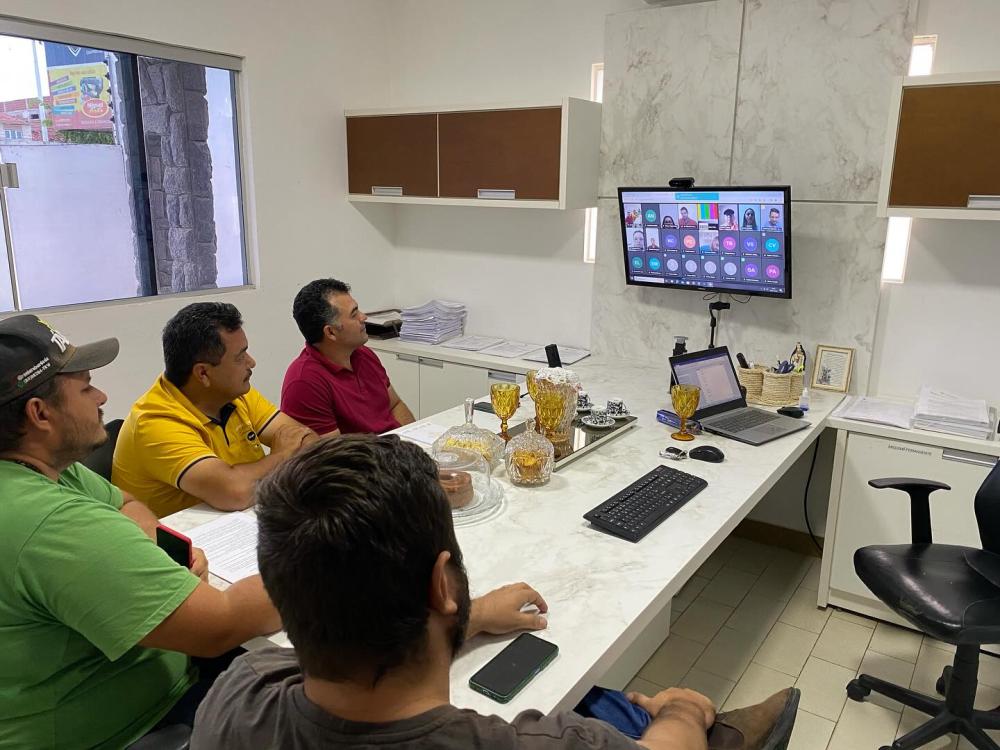 Prefeito de Barra de Santa Rosa participa do lançamento do Programa +Genética no Sertão da CONAFER