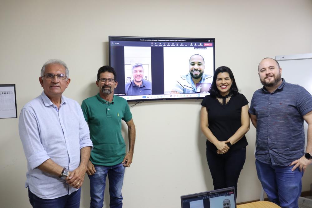 Prefeito de Araruna, Vital Costa, se reúne com Energisa 