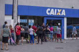 Caixa empresta R$ 111,8 milhões no primeiro dia do consignado do Auxílio Brasil