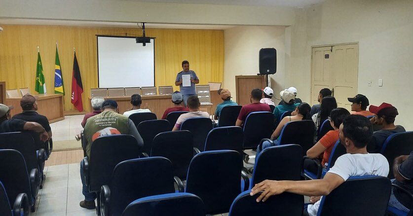 Prefeitura de Barra de Santa Rosa realiza reunião com produtores rurais do município