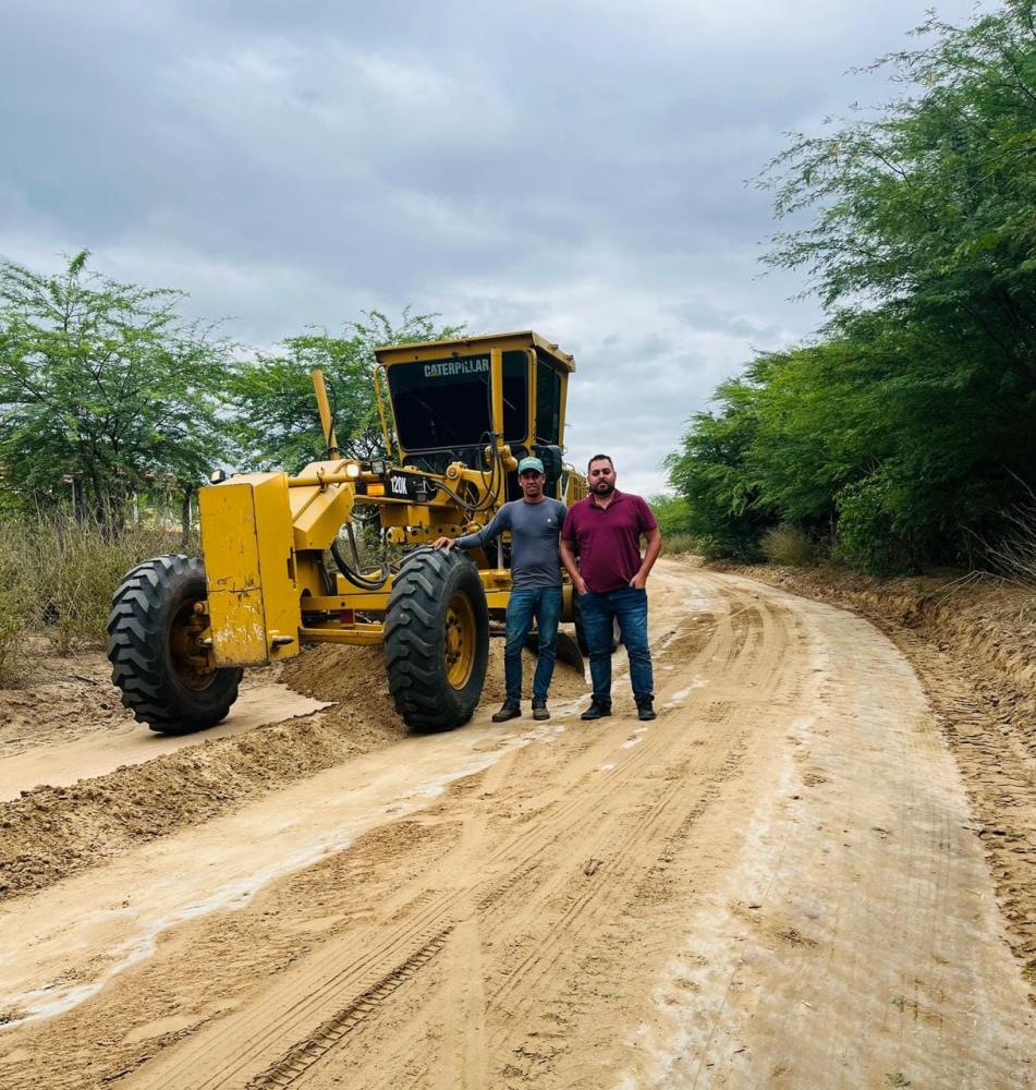 Em Soledade, recuperação de estradas vicinais seguem acontecendo em várias regiões e em ritmo acelerado.