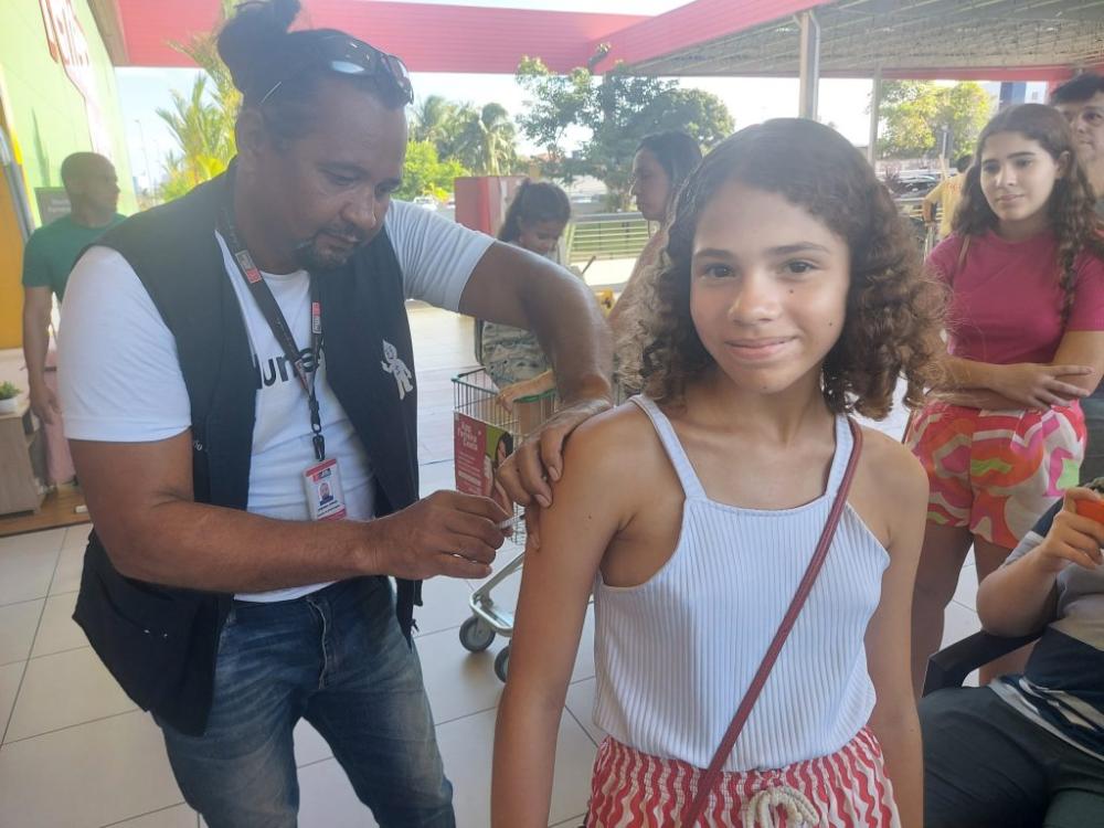 Prefeitura de João Pessoa alerta para vacinação contra dengue em crianças e adolescentes de 10 a 14 anos