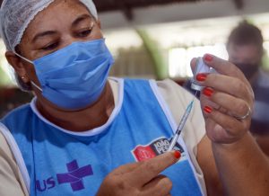 João Pessoa oferta todas as vacinas de rotina e campanhas até as 21h