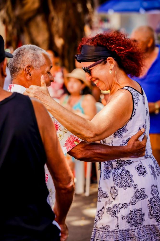 Em João Pessoa, Ailma Ribeiro comanda Sabadinho Bom em homenagem às mulheres