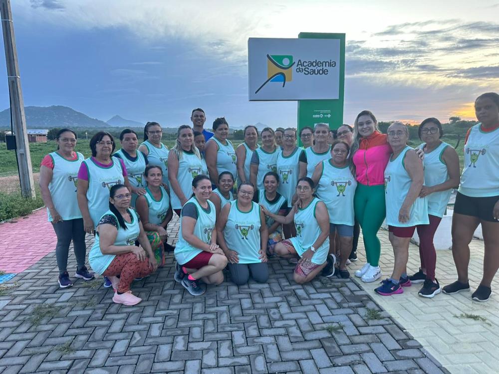 Prefeitura de Riacho dos Cavalos celebra o Dia Internacional da Mulher com atividade física e valorização