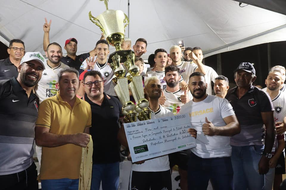Prefeito Geraldo Moura Ramos participou da final do Campeonato Municipal de Futebol Amador de Soledade.