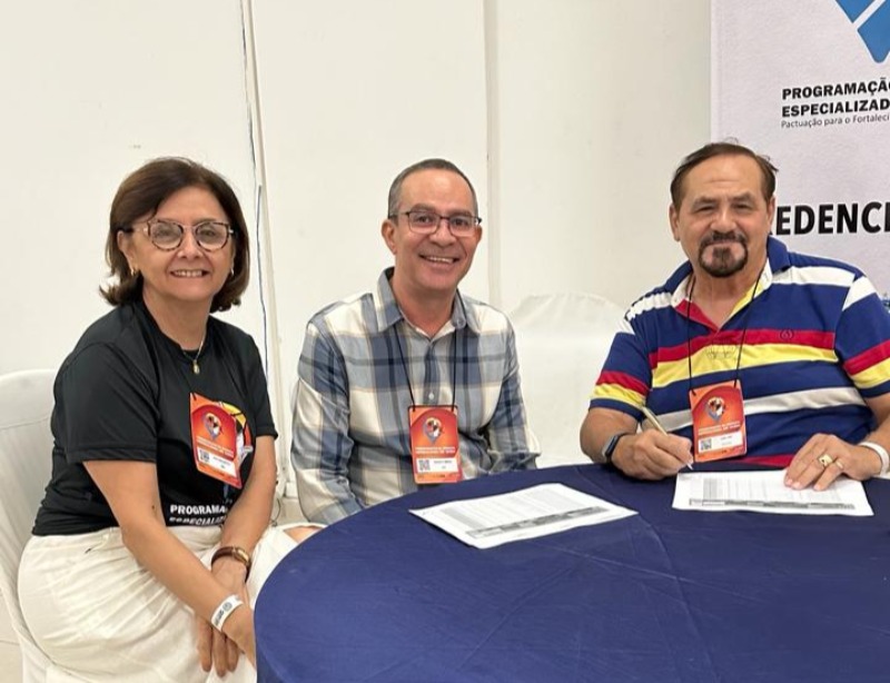 Quixaba participa de Oficina Macrorregional para aprimorar atenção especializada em saúde