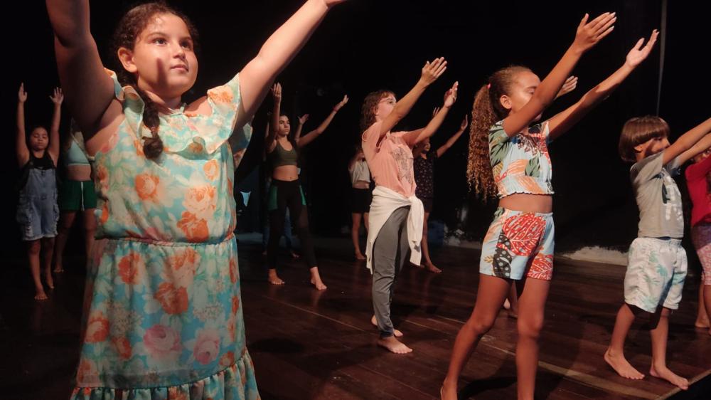 PAIXÃO DE CRISTO EM MONTEIRO: Atores Mirins abrilhantam elenco do maior espetáculo a céu aberto do estado