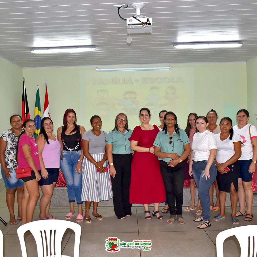 Prefeitura de São José do Bonfim Promove Projeto de Formação com Nutricionista para Pais e Responsáveis dos Alunos do Ensino Fundamental I