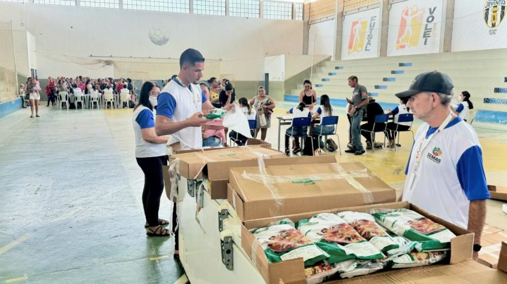 Prefeitura de Barra de Santa Rosa Realiza a tradicional distribuição de Peixes durante a Semana Santa