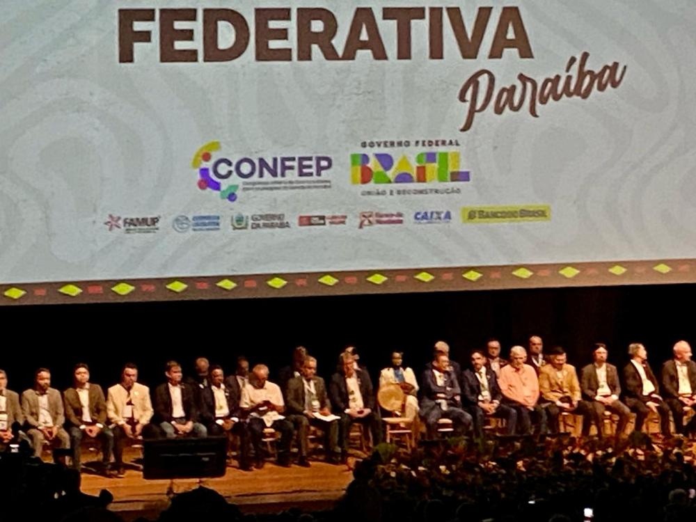 FAMUP realiza abertura do I Congresso Paraibano de Municípios e Feira de Oportunidades e Negócios com diversas autoridades
