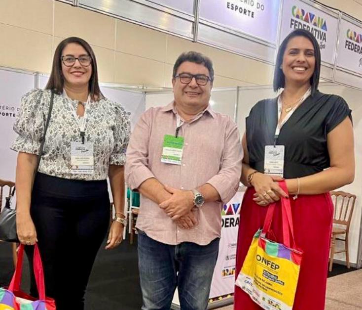 Prefeito de Soledade, marca presença no 1° Congresso e Feiras de Oportunidades para municípios do Estado da Paraíba – CONFEP. 