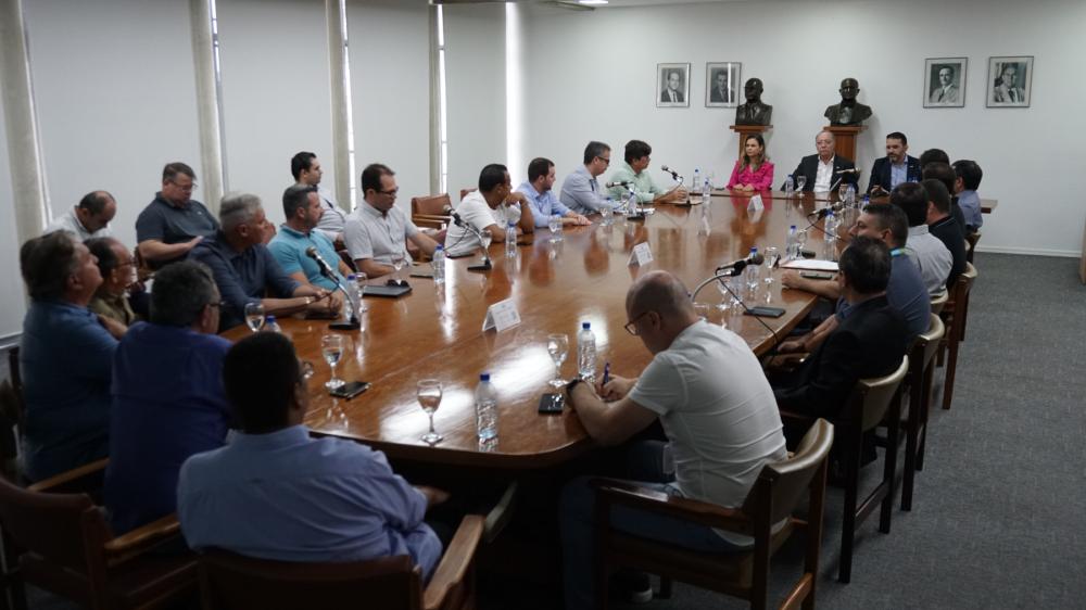 FIEPB, SETDE-PB e CINEP discutem com empresários melhorias para os Distritos Industriais de Campina Grande