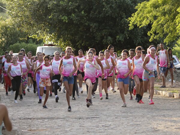 Em Bom Jesus, com mais de 3 mil reais em prêmios, XII corrida feminina do São José reúne mais de 50 competidoras