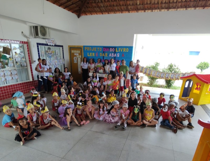 Creche de Quixaba realiza evento para celebrar o Dia Nacional do Livro