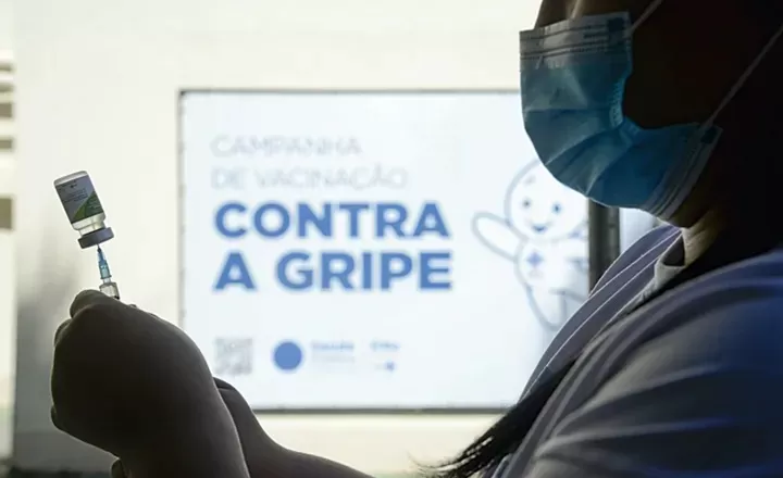 Vacinação contra gripe é ampliada para público acima de 6 meses