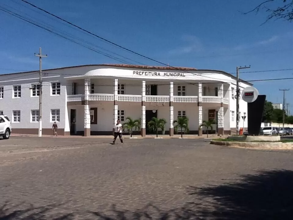 Prefeitura de Monteiro lança edital para vender folha de pagamento e valor pode ultrapassar R$ 1 milhão