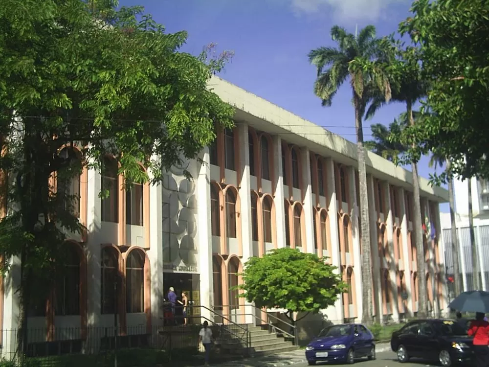 Clima esquenta e Taciano Diniz e João Gonçalves trocam farpas sobre a segurança pública na Paraíba