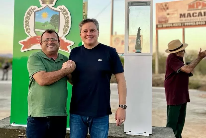 Município de Riacho dos Cavalos recebe R$ 600 mil do Senador Efraim Morais para perfuração de poços