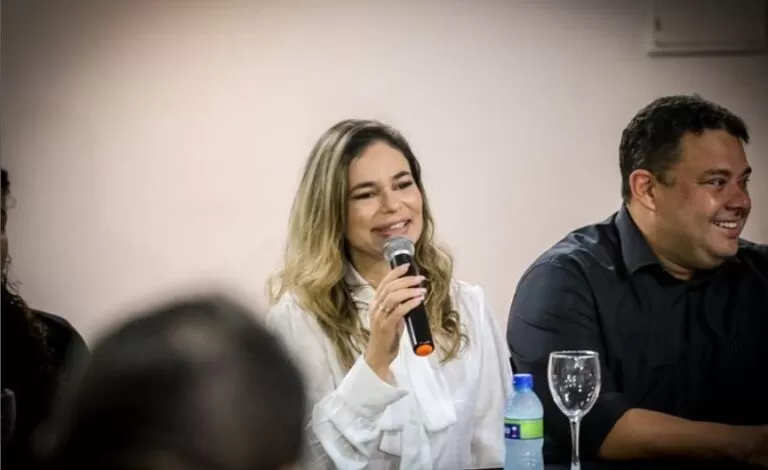 “Pronta, preparada e querendo”: Rosália Lucas confirma afastamento para disputar eleições em Campina Grande