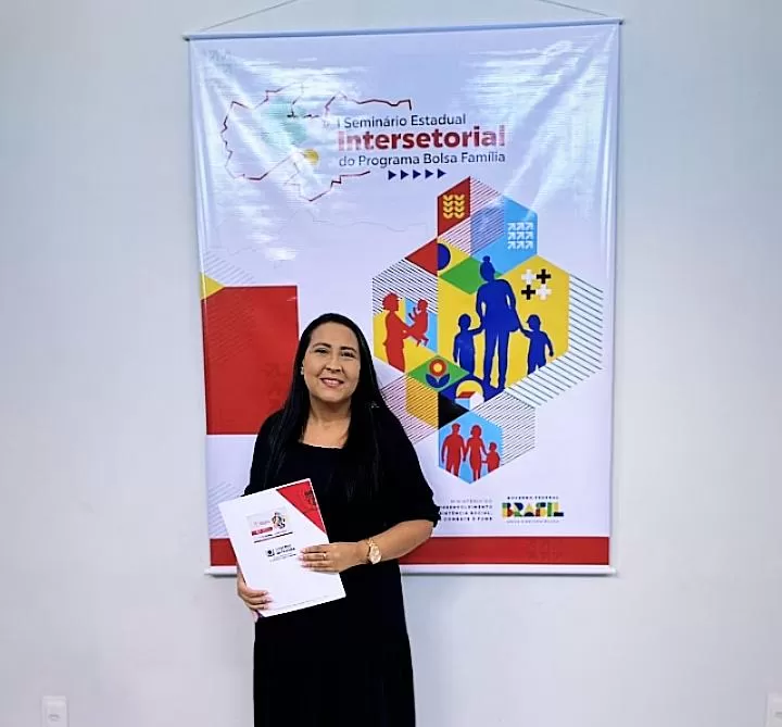 Coordenadora do Programa Bolsa Família de Riacho dos Cavalos Participa de Seminário Estadual em João Pessoa