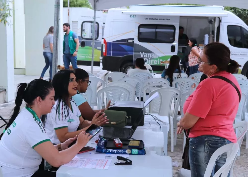 Soledade recebe Van dos Direitos da Defensoria Pública do Estado 