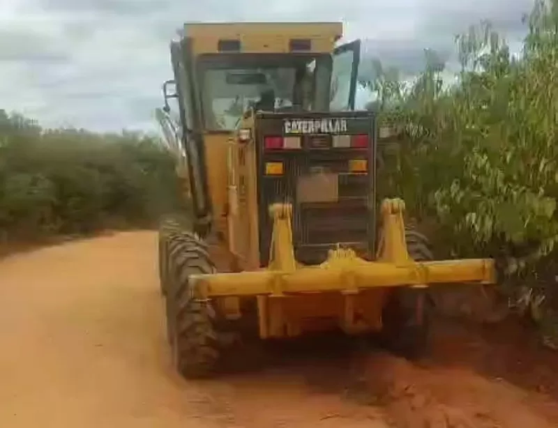Prefeitura de riacho dos Cavalos reforça serviço de recuperação de estradas vicinais nas comunidades rurais