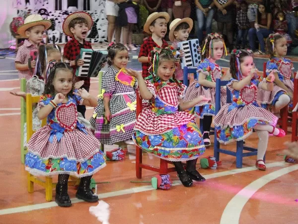 Arraiá da Educação completa 12 anos e movimenta a cultura e a economia em Bom Jesus