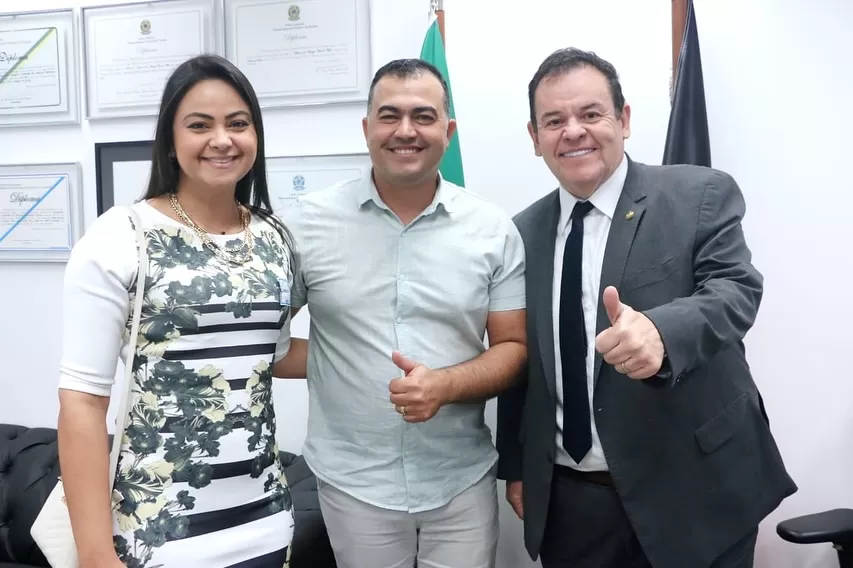 Prefeito de Barra de Santa Rosa Busca Destravar Recursos e Apoio em Brasília
