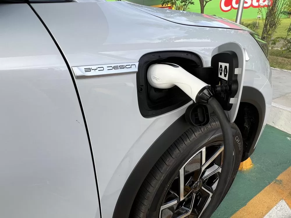Deputados querem ‘imposto do pecado’ para carros elétricos; Entenda