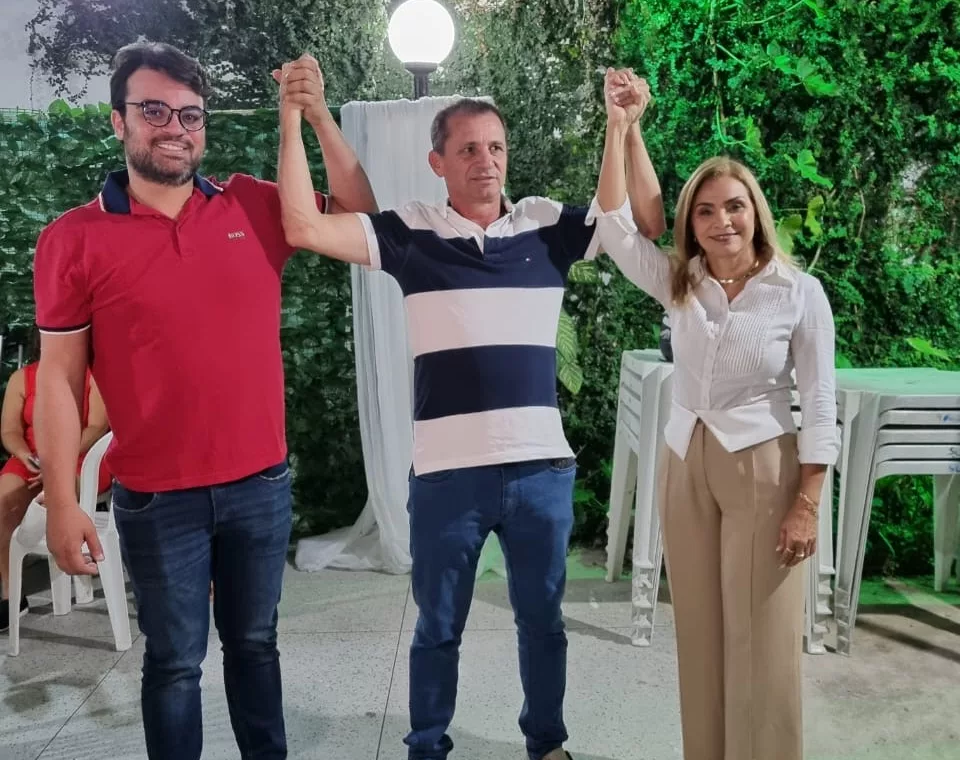 Eleições em Queimadas: Carlinhos de Tião define os nomes de Delusia Barros e Minho, com pré-candidatos a prefeito e vice