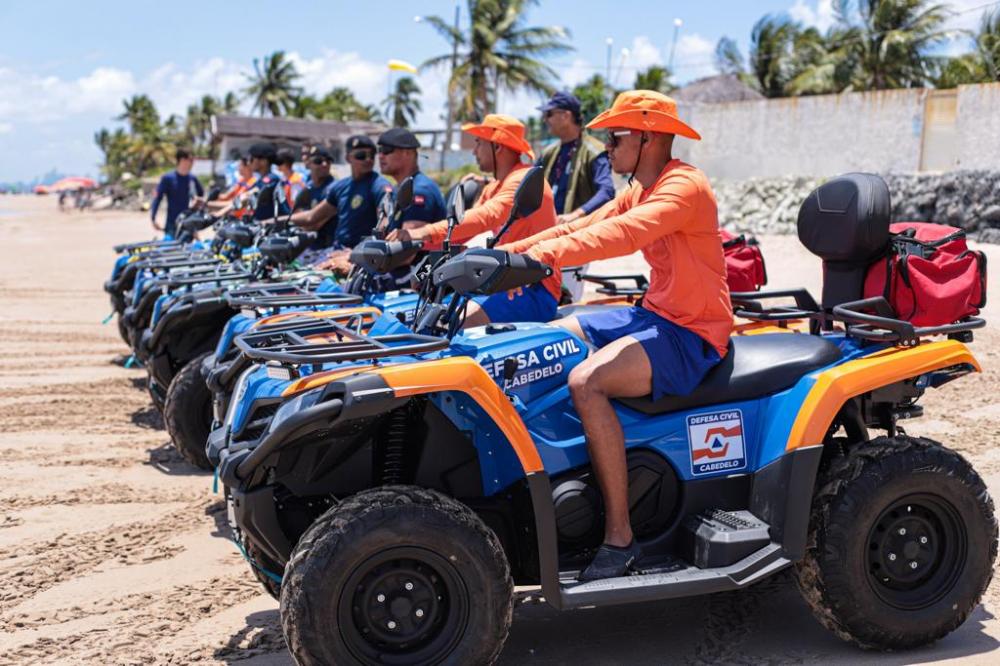 Prefeitura de Cabedelo entrega quadriciclos para auxiliar na cobertura e fiscalização da orla local 