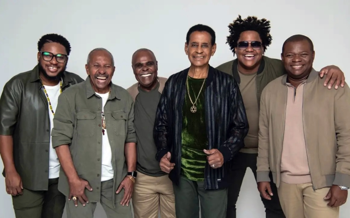 Fundo de Quintal Lidera Noite de Samba e Pagode no Clube Cabo Branco Neste Sábado