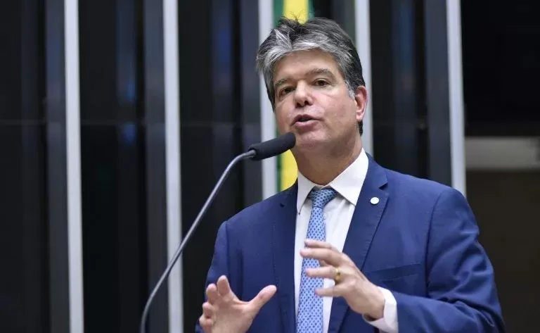Ruy define data para anunciar candidato a vice-prefeito de João Pessoa