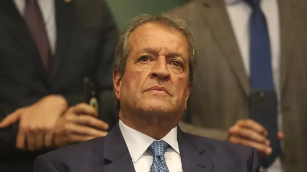 PL retira apoio a Bruno Cunha Lima em Campina Grande e se prepara para lançar candidatura própria. 