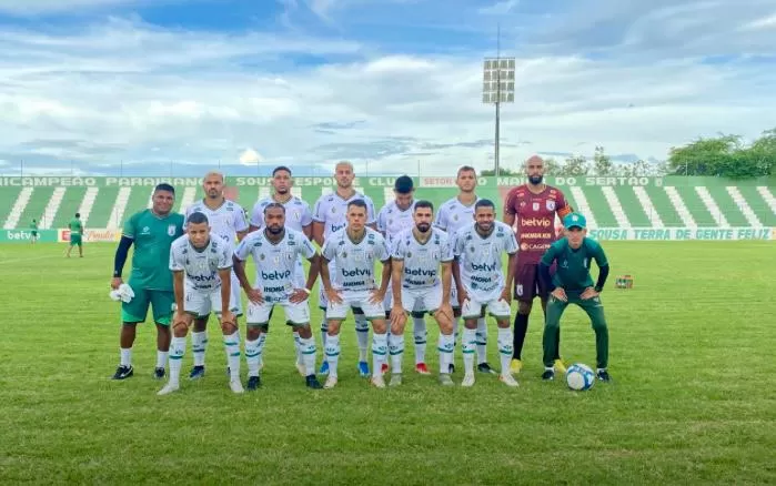 Sousa planeja 2025 com reformulação no elenco