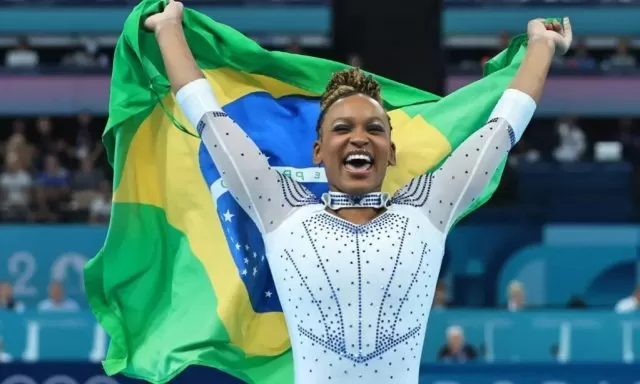 Rebeca Andrade vira segunda atleta olímpica mais seguida