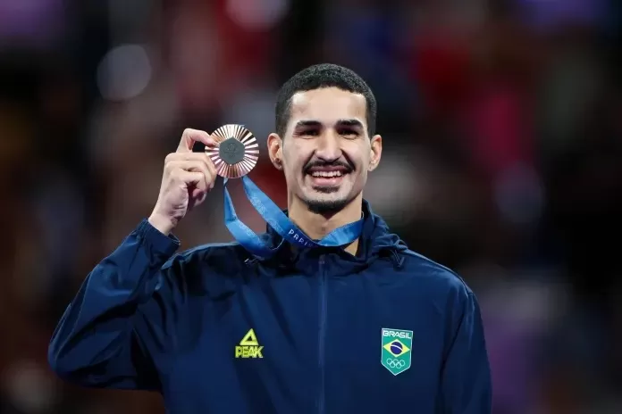 Paraibano Netinho faz história com medalha olímpica em esporte individual