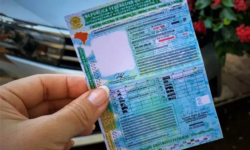 Projeto eleva para 80 pontos limite para suspender CNH de motorista profissional